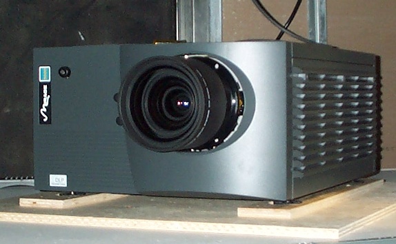 Input lag proyector: qué es, cómo medirlo y cuál elegir